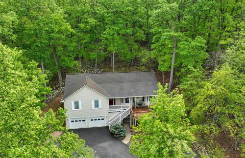 17-Seat Theater, Hot Tub and Game Room Ideal Home! - Foto 42