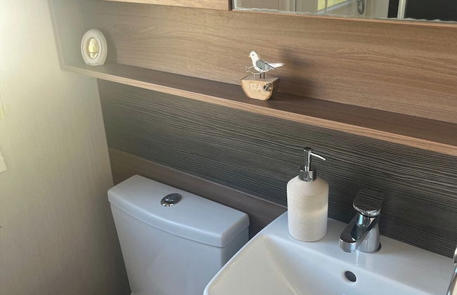 2-bed Cabin, Sleeps 4 in Cayton Bay - Foto 12