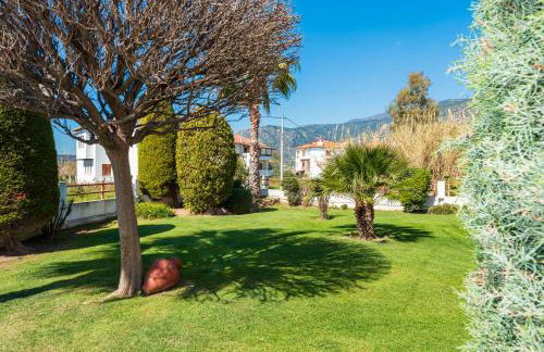 Christina's Twin Palm Trees House - Foto 35