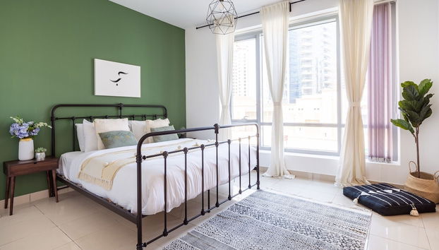 Radiant & Picturesque 1BR in Dubai Marina - Photo 2, Chambre