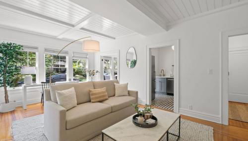 The Adaline Room #6 - Stunning Hyde Park Apartment, 1st Floor, Steps to Bayshore - Foto 2