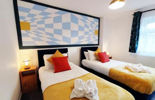 Modern 2 BR Apartment near Town - Foto 9