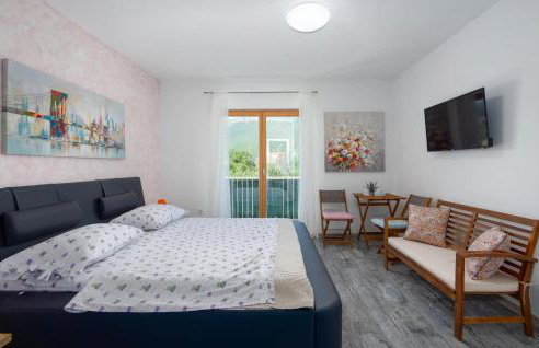 Beautiful Home In Kostanje With Wifi - Photo 29