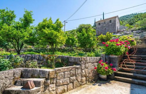 Beautiful Home In Gruda With Wifi - Photo 12