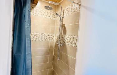 Le domaine des Oliviers ALES Piscine Jacuzzi Sauna - Foto 34