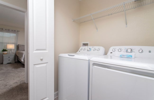 Luxurious Décor 4 Bd w/ Pool Close to Disney 4820 - Photo 55