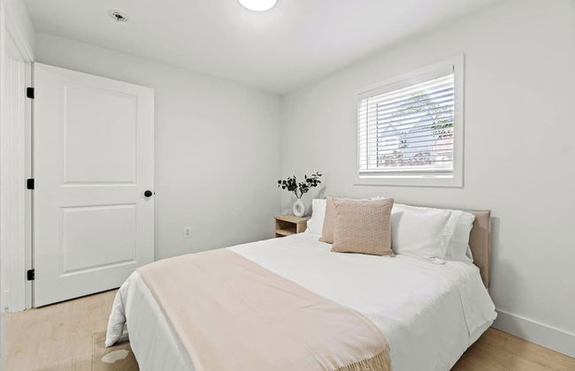 Elegant Condos in Arlington - Photo 5