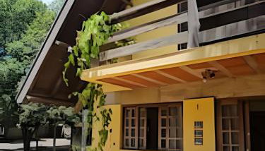 Charme de um típico chalé de campo com lareira. - Foto 3