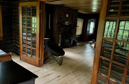 Cozy Private Log Cabin on acreage - Foto 41