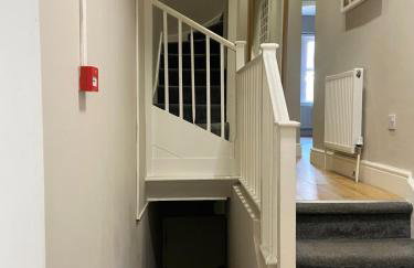 Cosy London Home with 2 Bedrooms - Foto 15