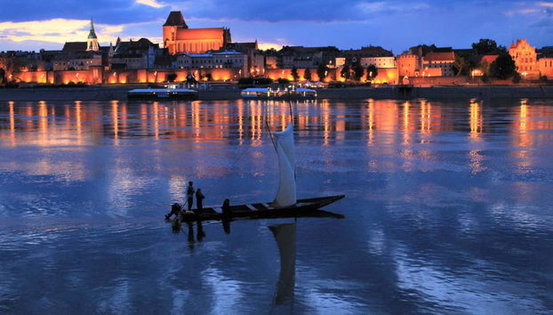 Anochece en Torun