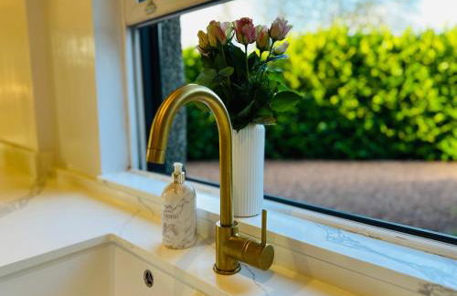 Red Roofs - 5BR Luxury - Large Gardens - EV Point - Near Edinburgh - Photo 52