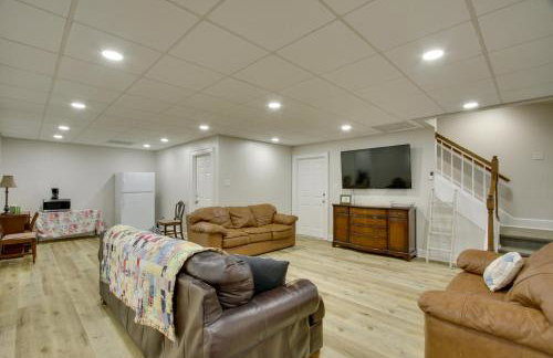 Spacious Rural Getaway in Lexington with Deck! - Foto 13