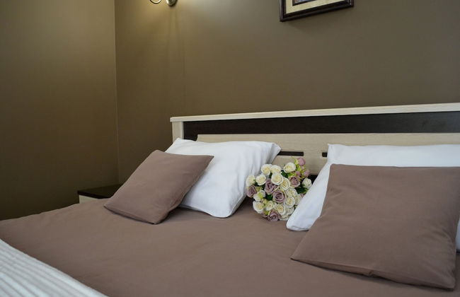 Townhouse Park & House - Photo 18