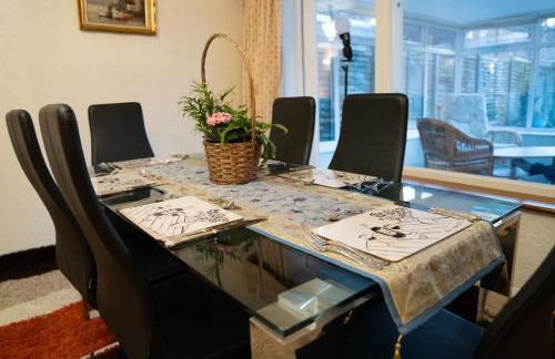 Farnborough Stay - 5 Bedroom - Foto 4