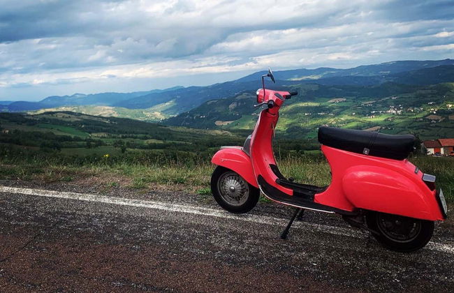 Tour en vespa por Bolonia - Foto 3