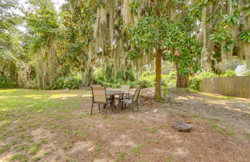 1 Mi to Sands Beach Walkable Island Home with Yard! - Photo 3