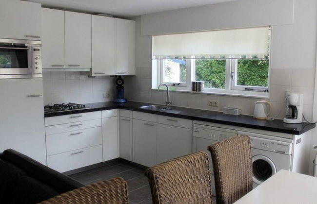 Detached Holiday Home With Dishwasher Located on Texel - Foto 27