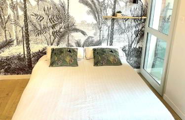 Studio Chic & Balcon - Hypercentre - Gare - Metro - Foto 10