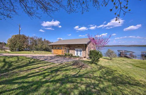 Modern Cedar Creek Lake Retreat with Panoramic View! - Foto 44