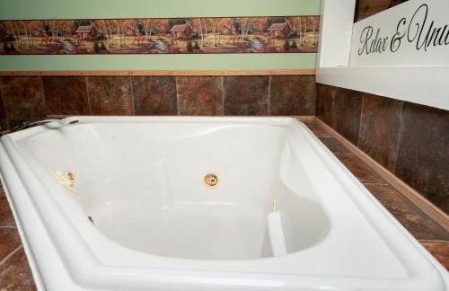 Off Grid Cozy Private Cabin - Foto 27