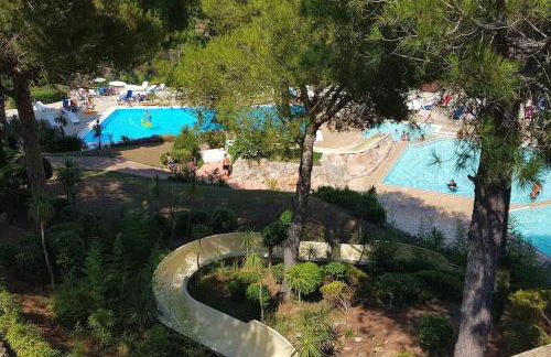 Dans un cadre d'exception, Vue mer panoramique à Agay Côte d'Azur, Village Vacances Cap Esterel, 2 chambres, avec jardin, golf, climatisation, Wifi, 5 piscines - Foto 49