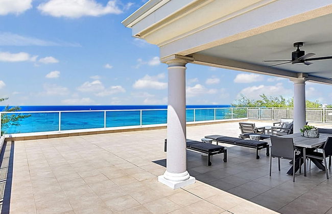 Luxury Penthouse Condo With 360 Oceanviews - Photo 10