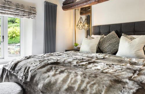 Coronation Family Cottage, Modernised 200-Year-Old Lake District Cottage with Private Hot Tub and Parking - Ridgestone - Foto 33