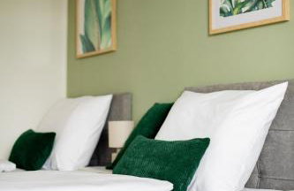 C4S -COME4STAY -InnHarmony- Stilvoll eingerichtetes Apartment für bis zu 8 Personen - Hochwertige Betten I voll ausgestattete Küche I Balkon I Badezimmer I WLAN I Smart TV - Foto 3