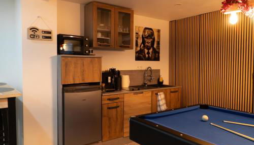 Perle d'eau-Love Room-Jacuzzi-Sauna-Proche Montbéliard et Belfort - Foto 4