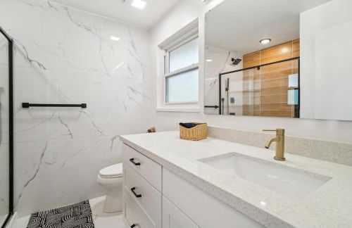 Luxury Retreat near beaches, 12 miles to Seattle - Foto 18