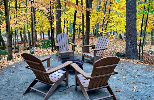 Tree House Rental Ideal for a Unique Getaway near Lake Sunapee in New Hampshire - Foto 54