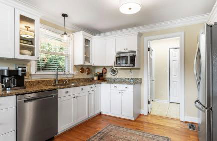 Dock Hot Tub Kayaks on Lake Norman Lakeside Gem by AvantStay - Foto 11