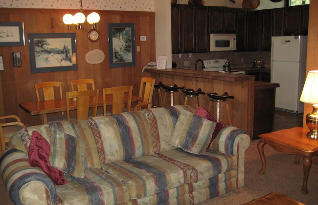 Chateau Sans Nom by Mammoth Reservation Bureau - Foto 40