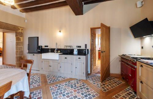 Château de Marigny - Piscine Privée 8000m2 Jardin - Photo 3