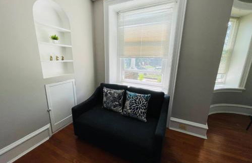 Stylish & Charming 2BR Monthly Discount - Foto 17