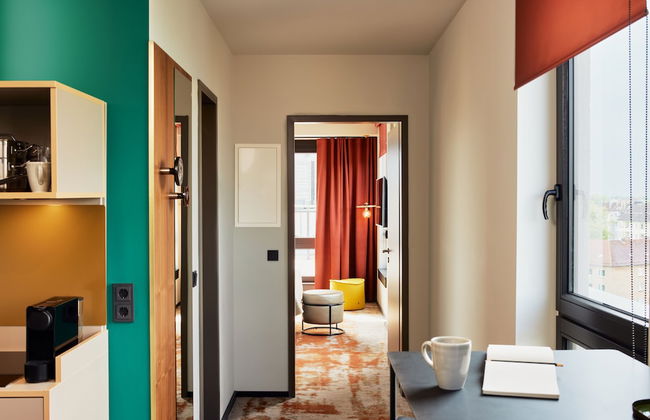 Hood House - Photo 45