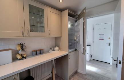 HighTide - 2 bed with parking, balcony & sea view. - Photo 35