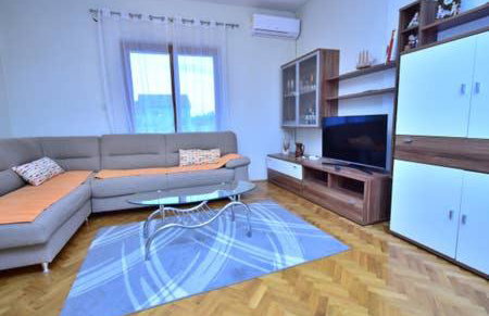 Holiday home Dinko - Photo 27