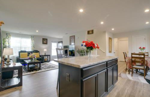 9 Mi to Duke University Spacious Home with Yard! - Foto 12