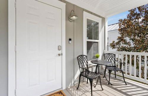 Best Cottage in Ocean Springs- GOLF CART INCLUDED!!! - Photo 8