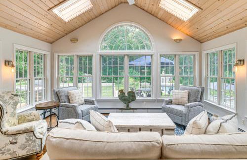 Pool, Sunroom and Gardens Luxe Sandy Hook Home! - Foto 10