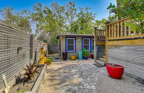 Walk to SoCo: Home w/ Decks & City Views in Austin - Foto 23