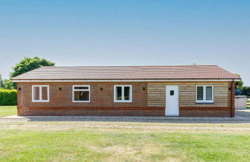 Countryside Bungalow for 4 Close to Beaches - Foto 12