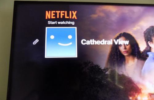 Cathedral View Apartment Derry - Photo 16