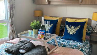 Deluxe 3 bedroom caravan in Haven's Seton Sands Holiday Village,Wifi - Foto 3