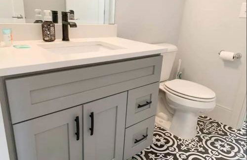 City View- near Downtown, Capital, NC State - Foto 41