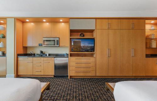 TRUMP 56th Floor - Sphere and Strip View - No Resort Fees - Photo 38