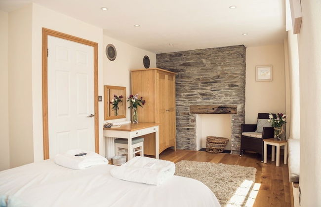 Padstow Breaks - Duke House - Photo 4