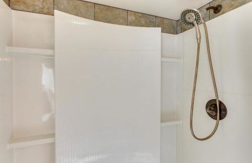 Idaho Springs Cabin with Hot Tub on Half Acre! - Foto 18